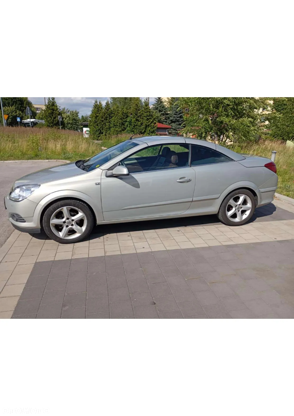 Opel Astra III GTC 1.8 Cosmo - 2