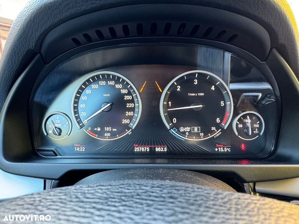 BMW X5 xDrive30d - 16