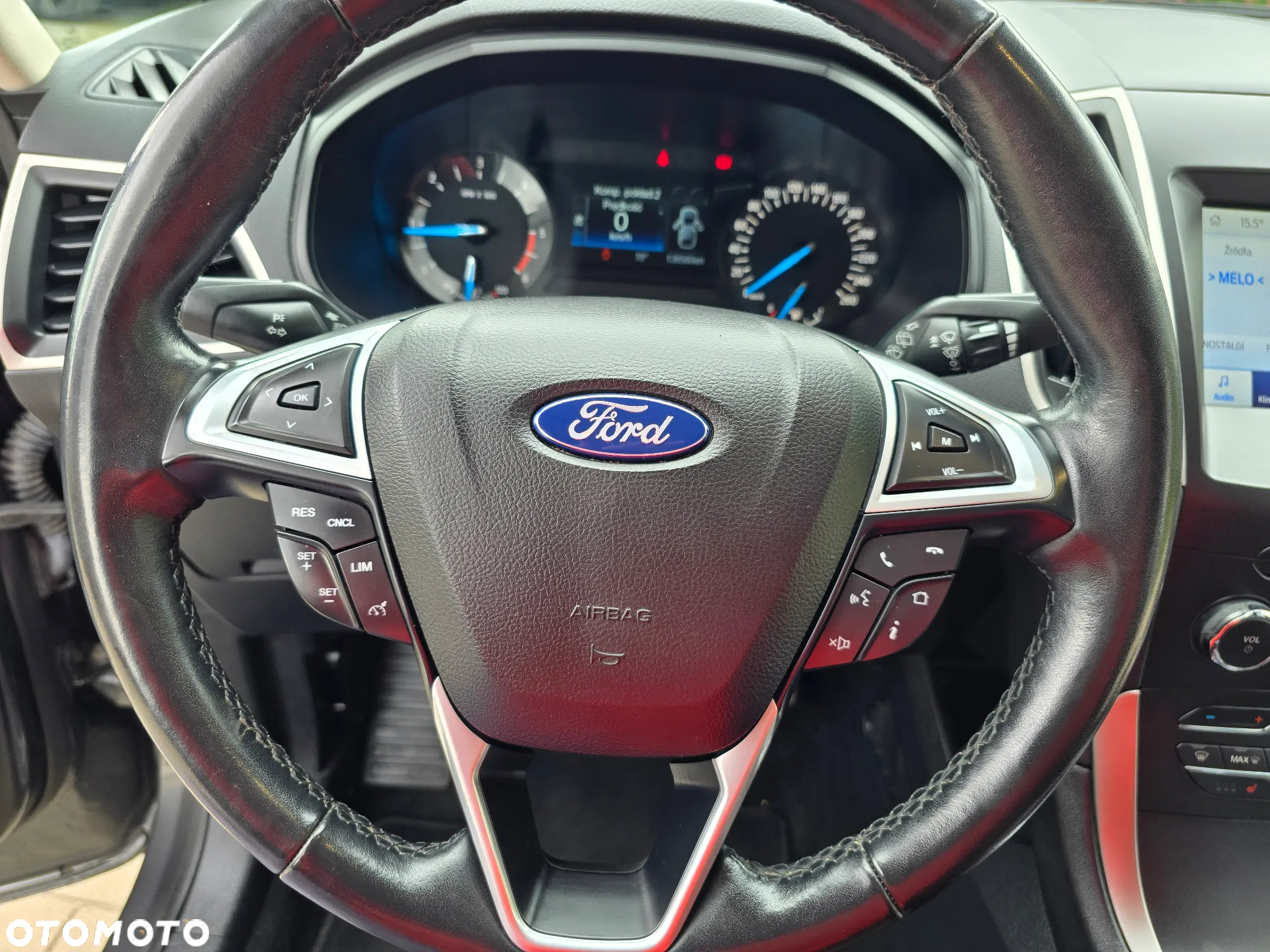 Ford S-Max - 29