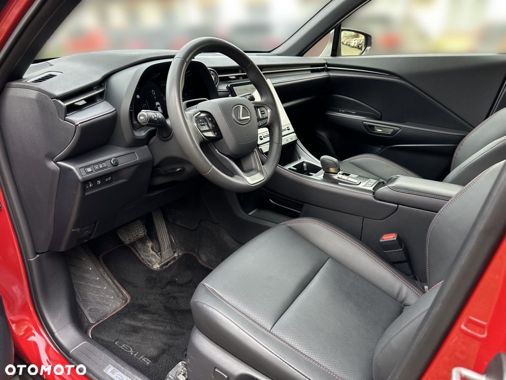 Lexus LBX 1.5 Hybrid Emotion - 9