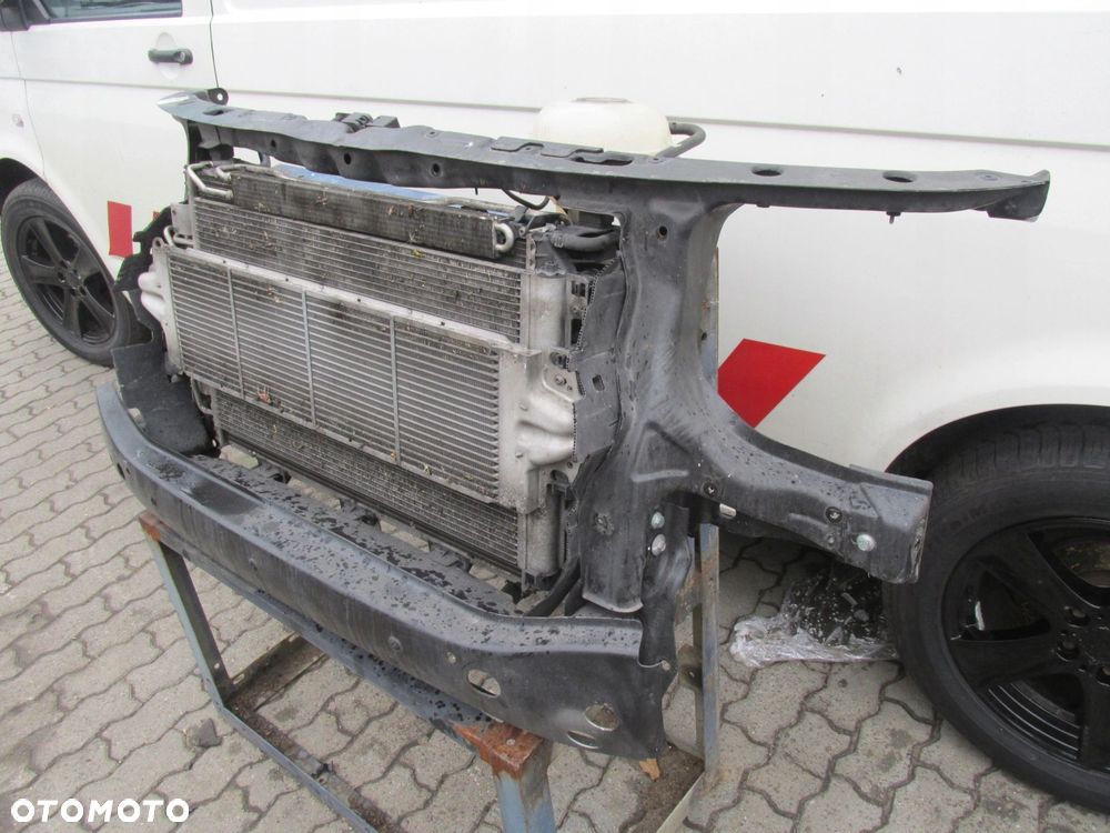 VW T5 1.9 TDI pas belka chłodnica przód - 2