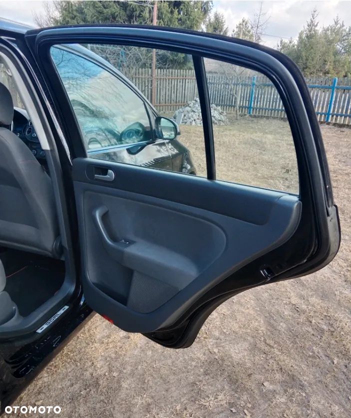 Volkswagen Golf Plus 1.9 TDI DPF Goal - 19