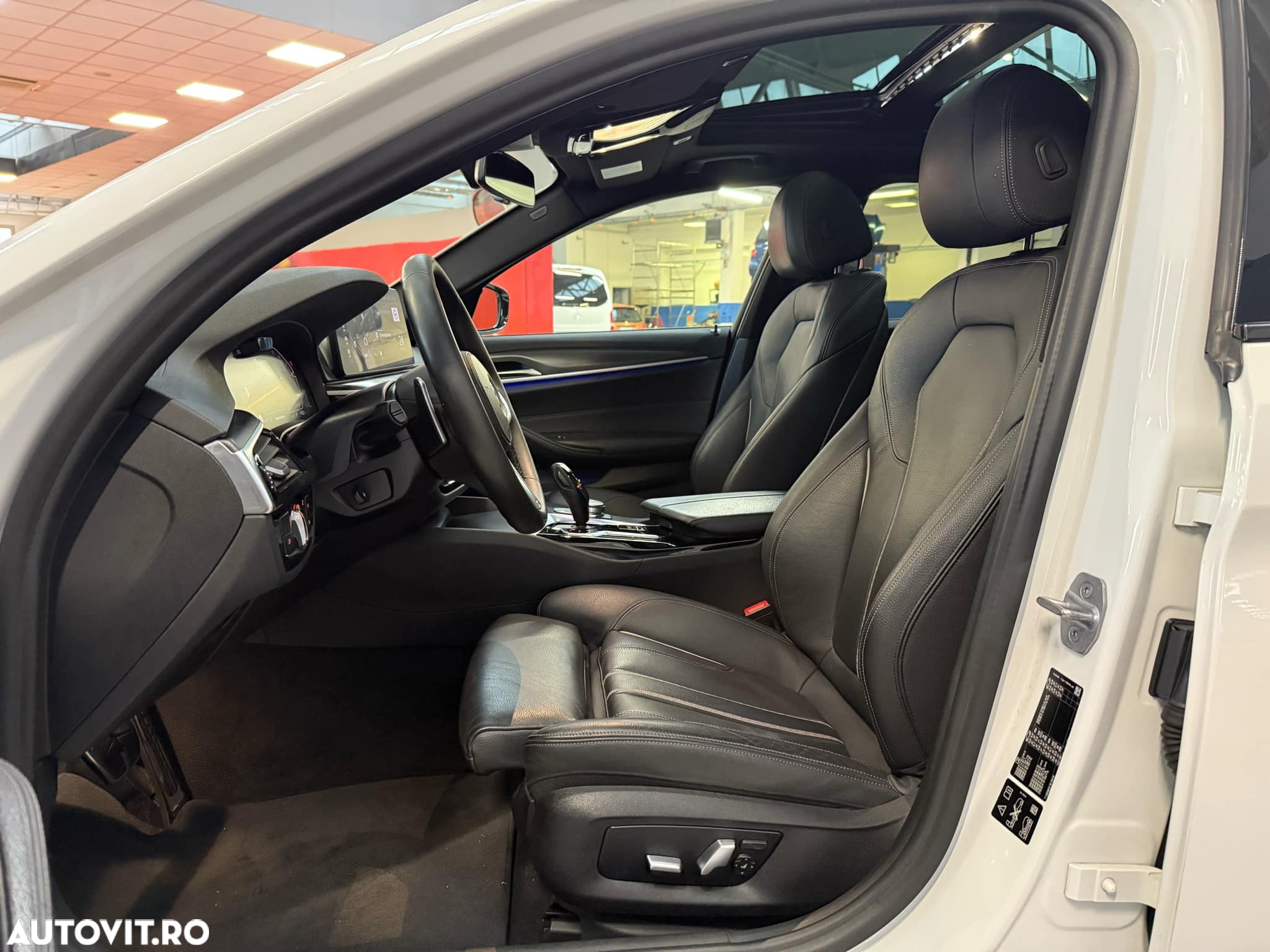 BMW Seria 5 520d xDrive AT - 5