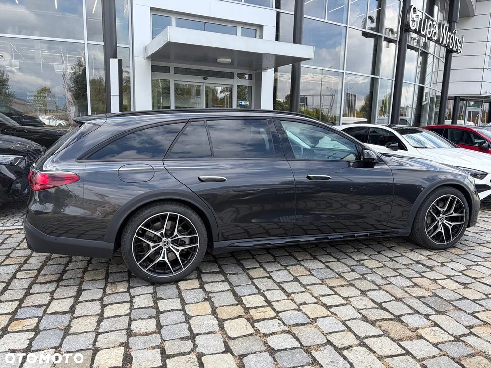 Mercedes-Benz Klasa E 300 de PHEV 4-Matic All-Terrain Avantgarde 9G-Tronic - 8