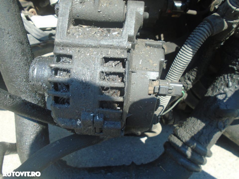 Alternator Renault Maseter 2.2 DCI din 2001 - 1