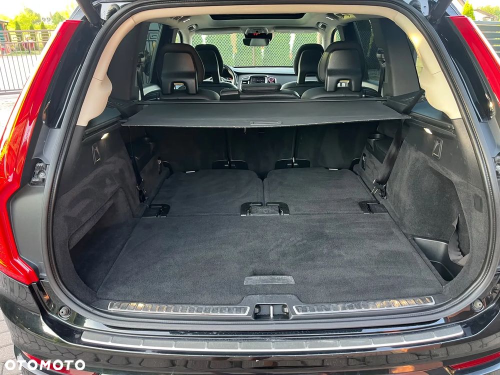 Volvo XC 90 D5 AWD Momentum 7os - 12