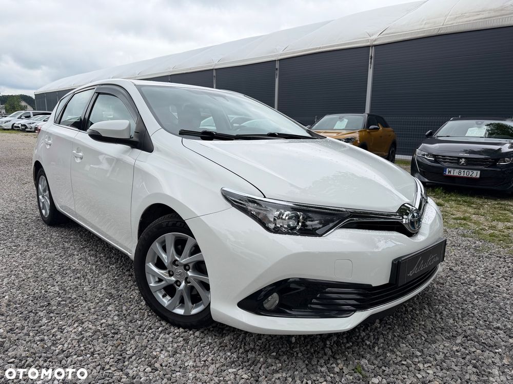 Toyota Auris Hybrid 135 Premium - 2