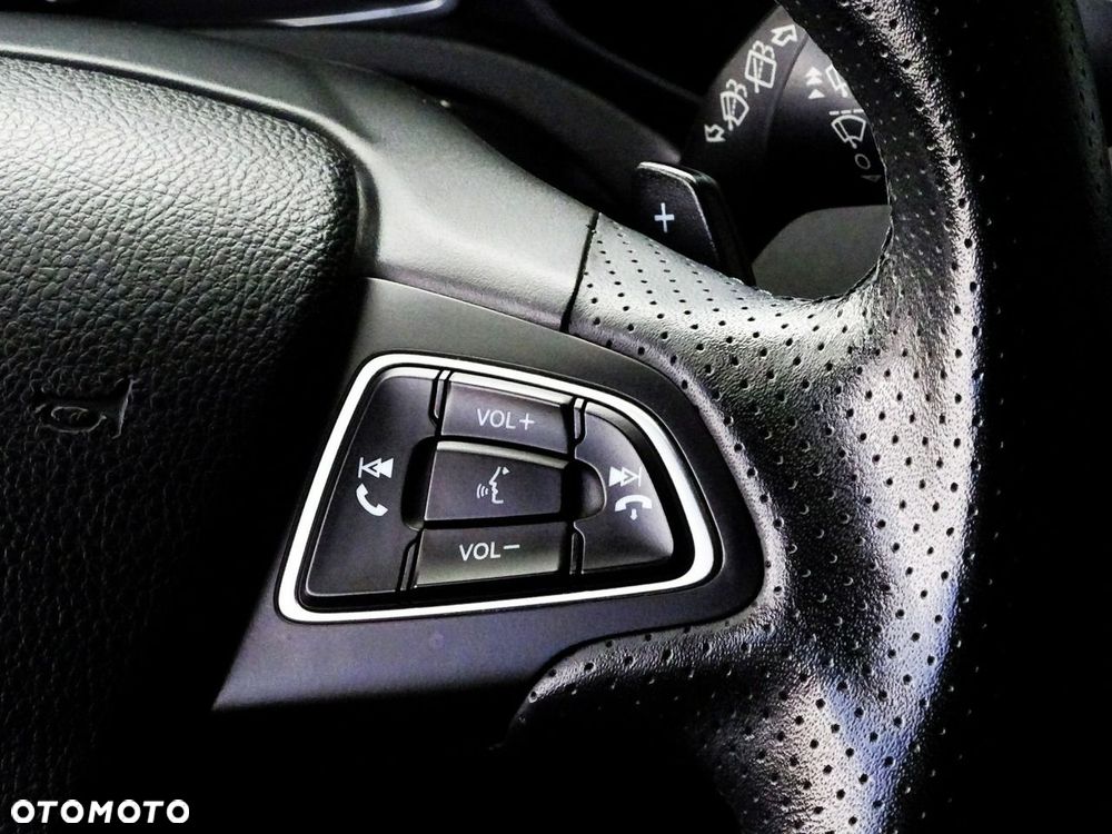 Ford Focus - 23