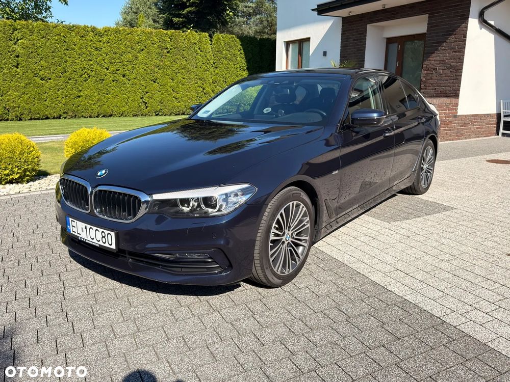 BMW Seria 5 520d Sport Line - 2