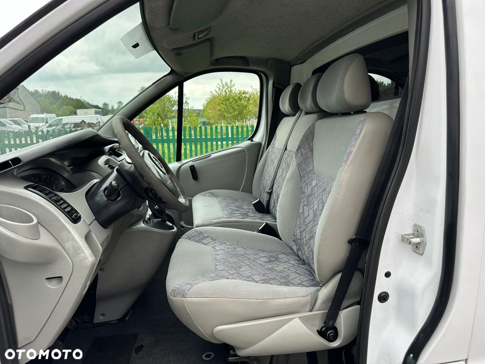 Opel Vivaro - 6