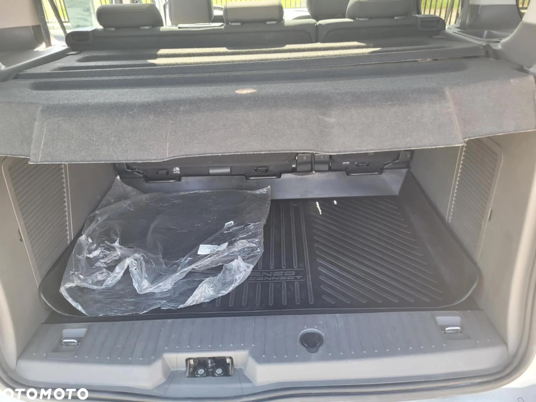 Ford Tourneo Connect Gr 1.5 EcoBlue Titanium - 14