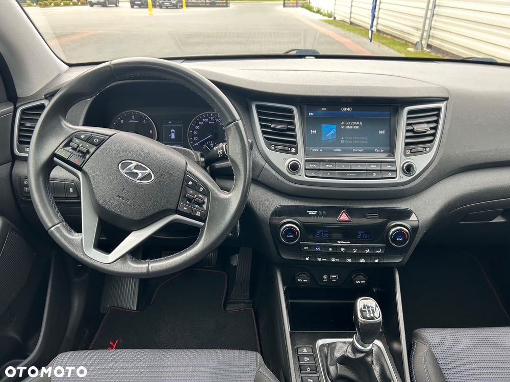 Hyundai Tucson 1.7 CRDI BlueDrive Comfort 2WD - 13