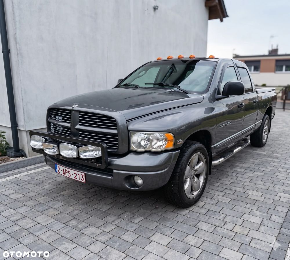 Dodge RAM - 1