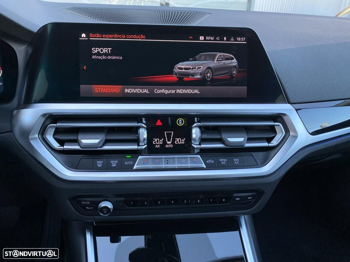 BMW 320 i Touring Line Sport - 23