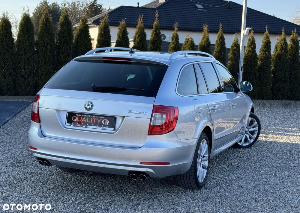 Skoda Superb 3.6 V6 4x4 DSG Elegance - 10