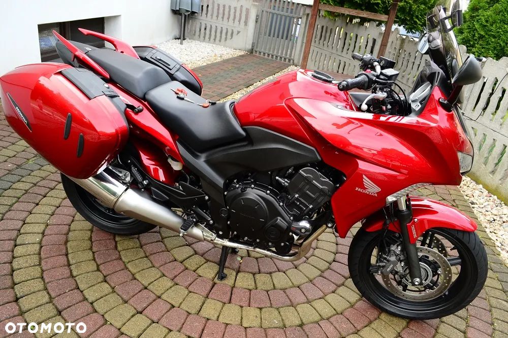 Honda CBF - 2