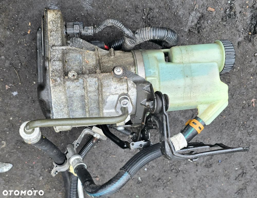 Pompa wspomagania przewody Renault Master III IV Movano 491103543R - 3