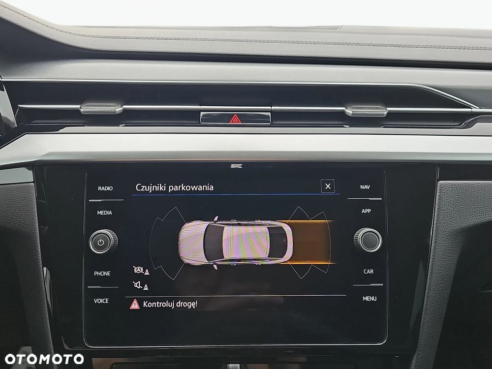 Volkswagen Arteon 2.0 TSI Essence DSG - 19