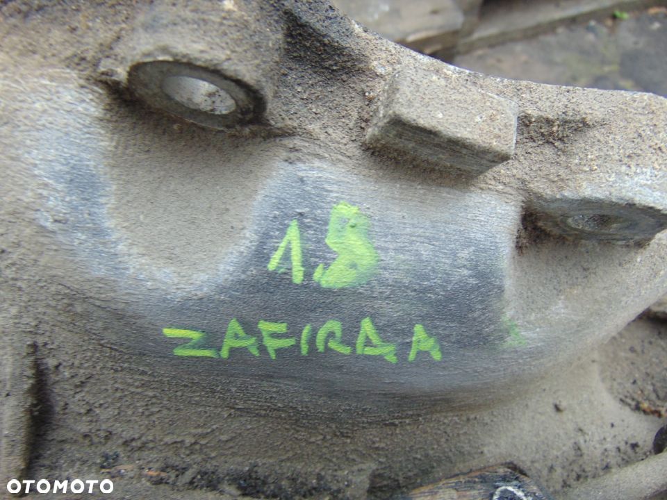 skrzynia biegów Zafira 1,8 16 v - 1