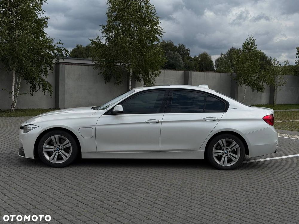 BMW Seria 3 330e iPerformance Luxury Line - 3