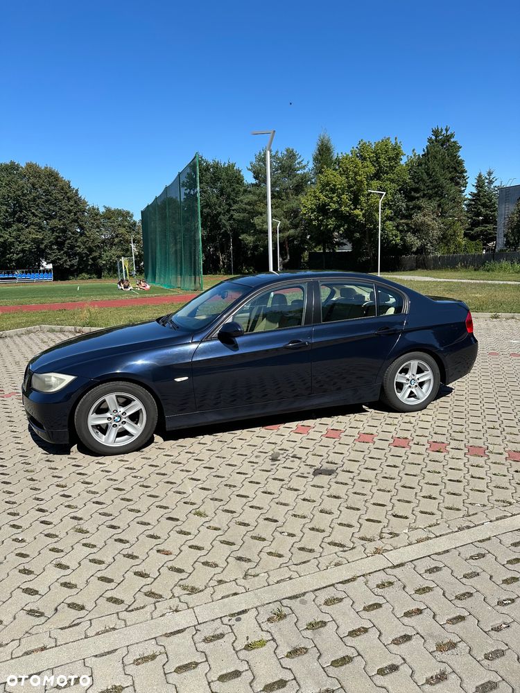 BMW Seria 3 318i Edition Lifestyle - 4
