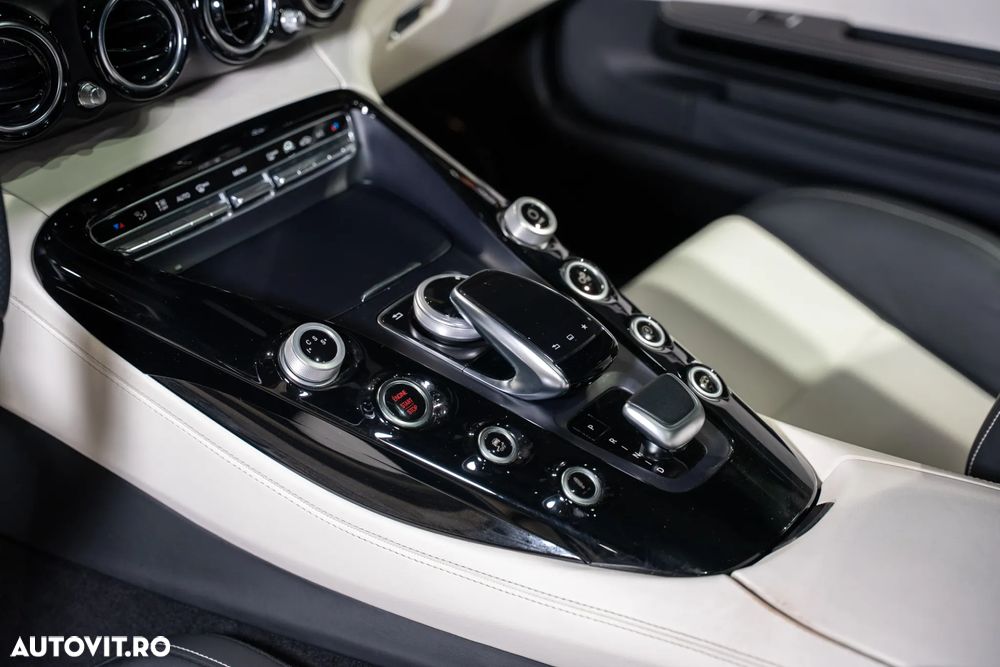 Mercedes-Benz AMG GT Standard - 28