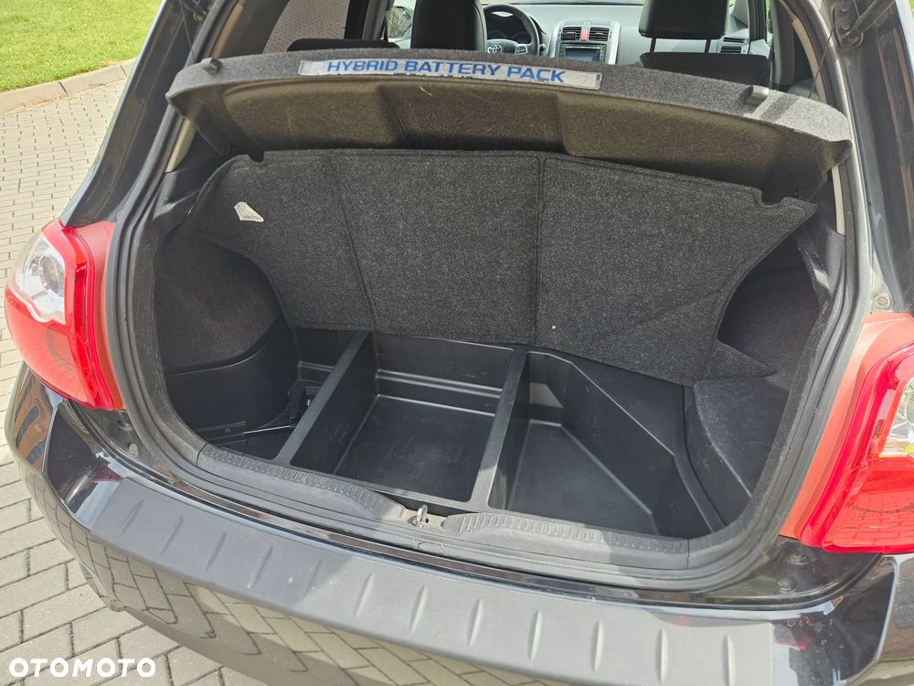 Toyota Auris - 16