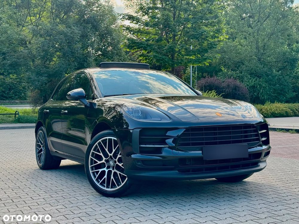 Porsche Macan - 1