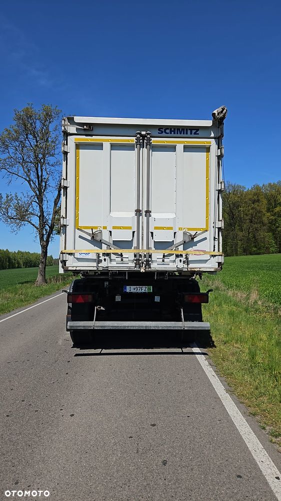 Schmitz Cargobull - 3