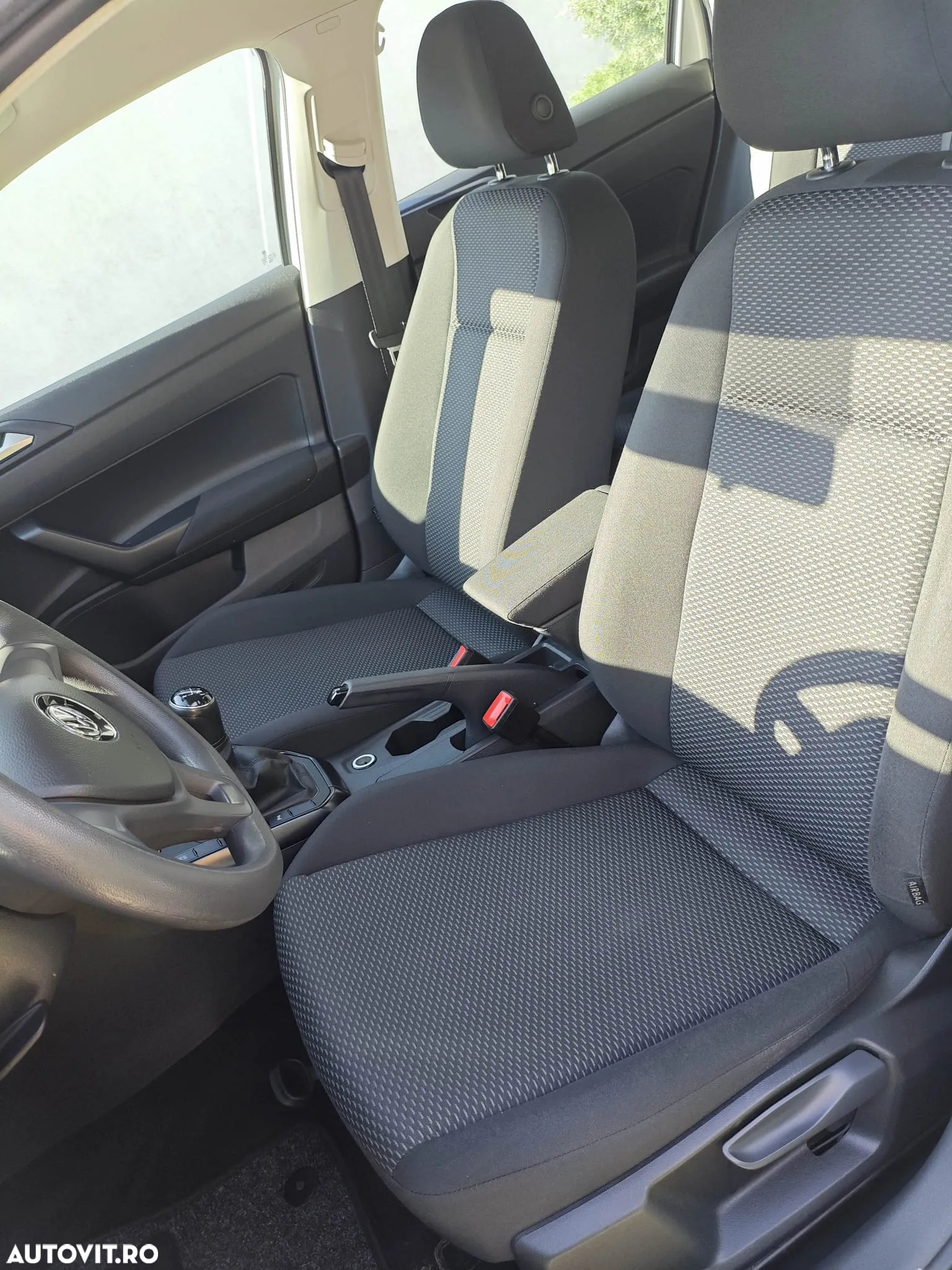 Volkswagen Polo 1.6 TDI Comfortline - 8