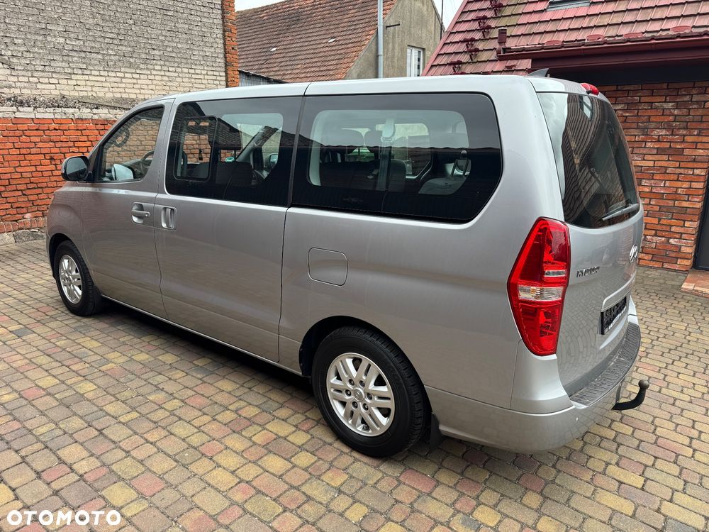 Hyundai H-1 2.5 CRDi Travel Comfort - 4