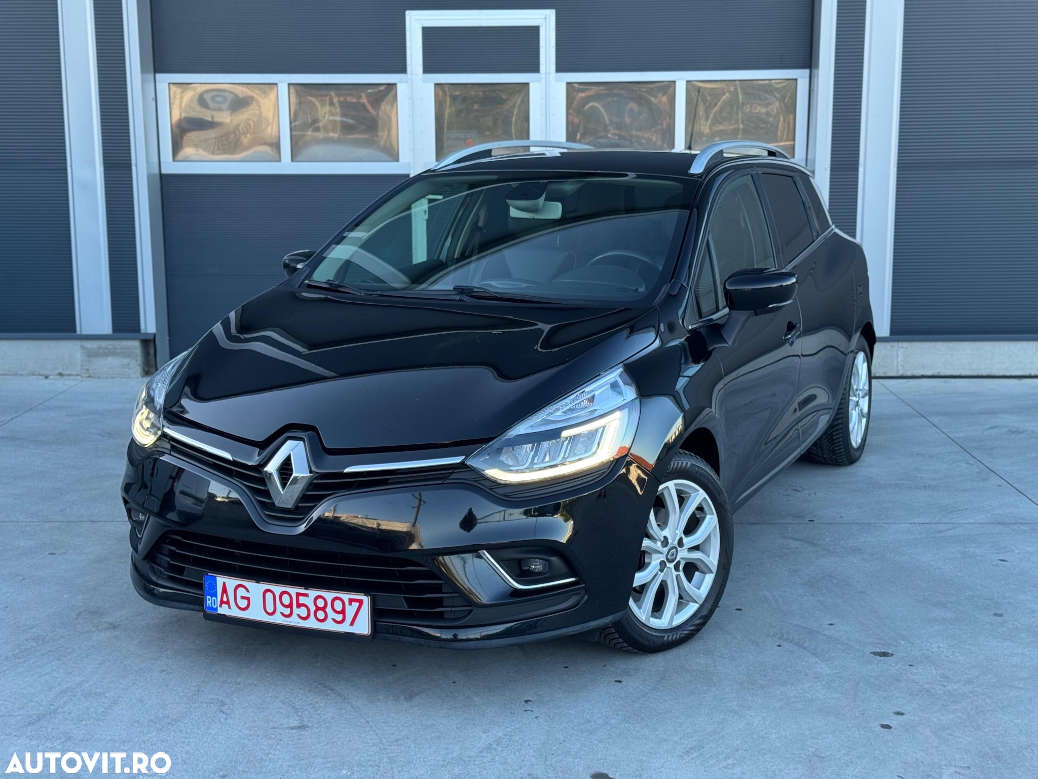 Renault Clio ENERGY TCe 90 Start & Stop Intens - 2
