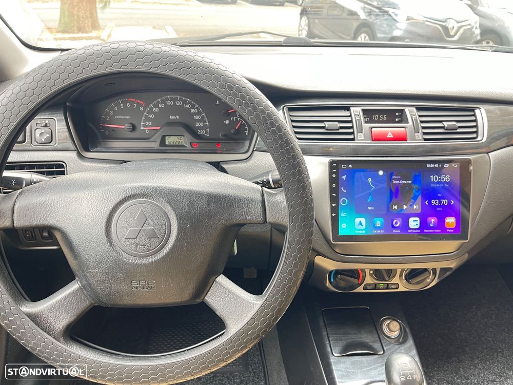 Mitsubishi Lancer - 13