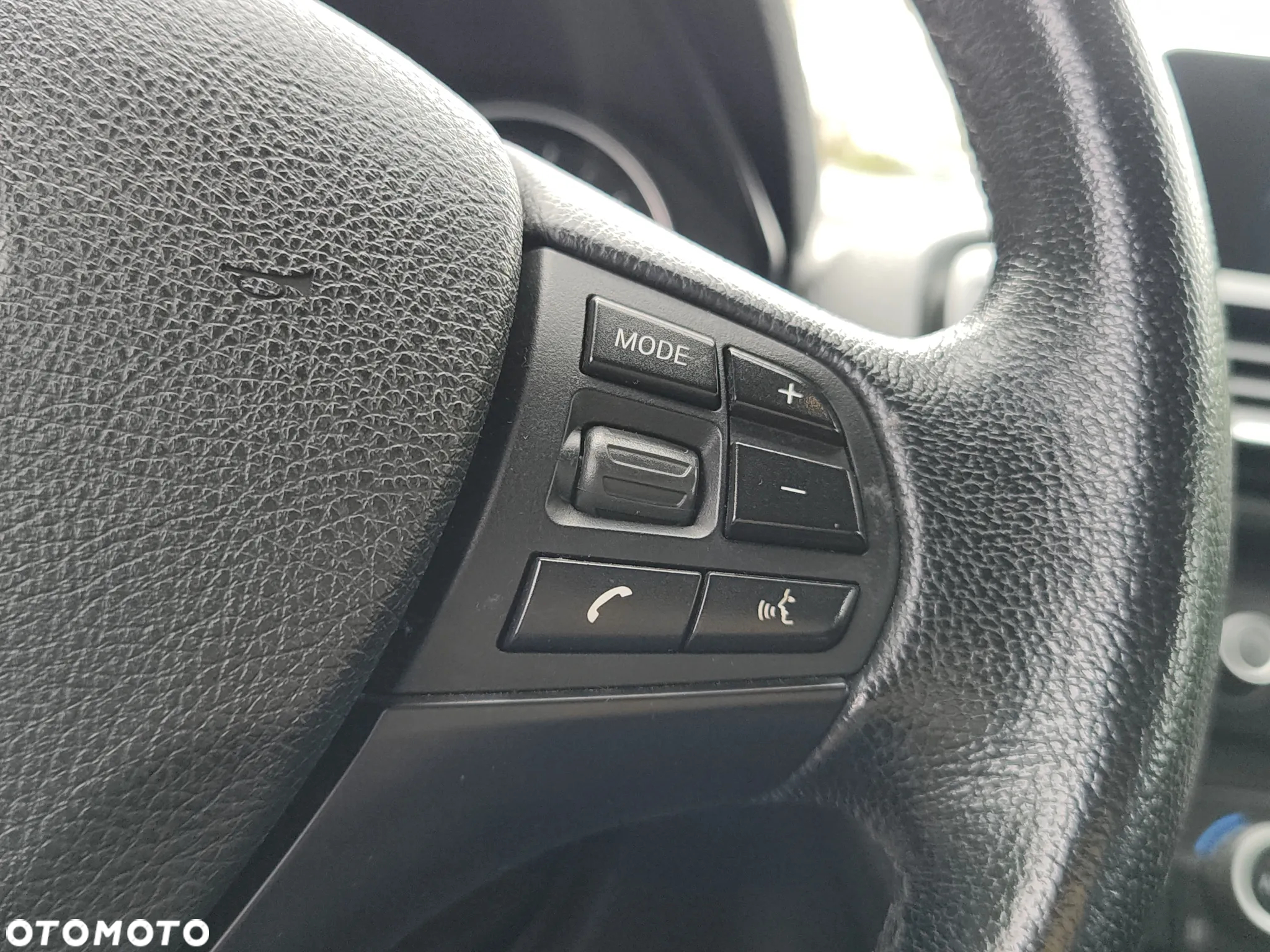 BMW Seria 1 116d - 17