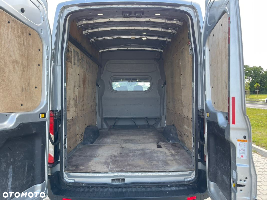 Ford Transit - 9