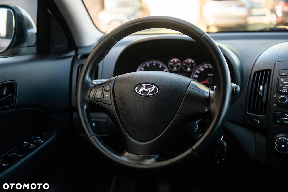 Hyundai i30 1.4 Blue Comfort - 26