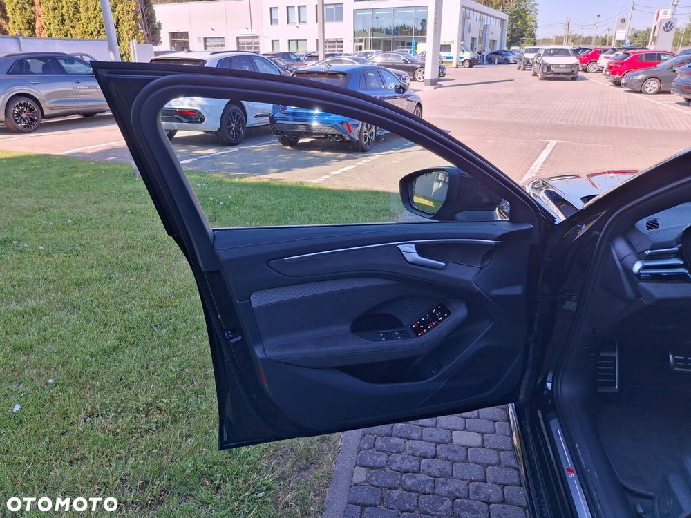 Audi A6 Avant - 26