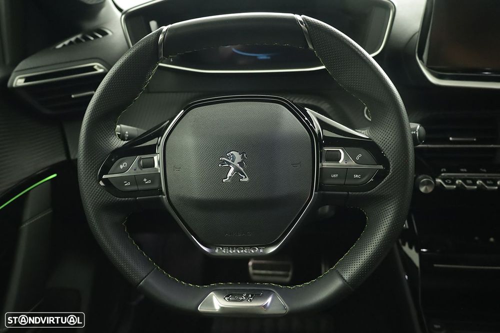 Peugeot e-208 50 kWh GT - 17