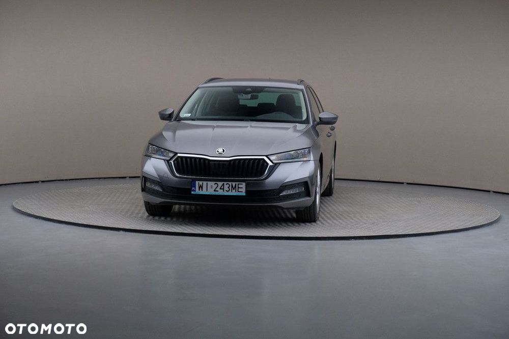 Skoda Octavia - 3