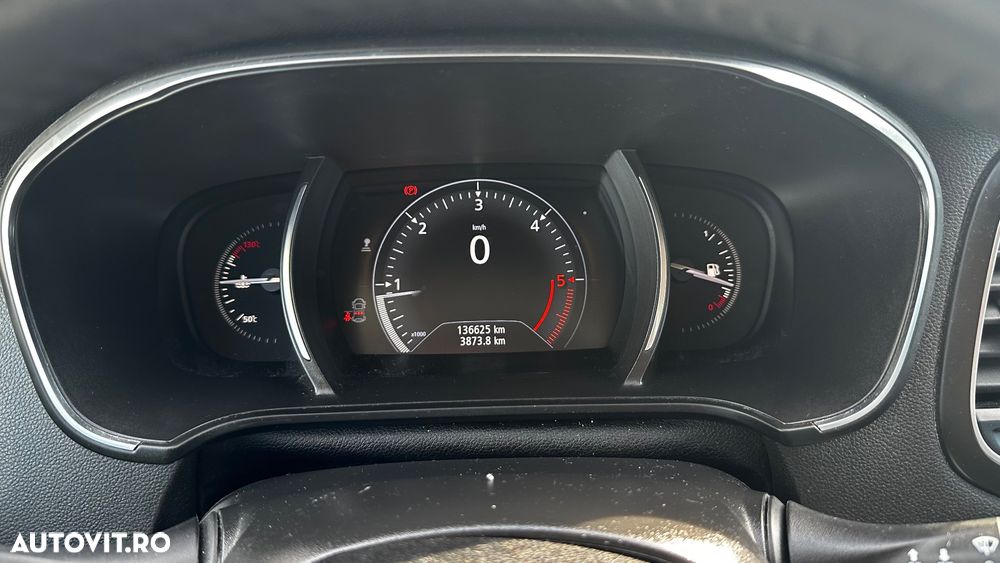Renault Megane Energy dCi Intens - 17