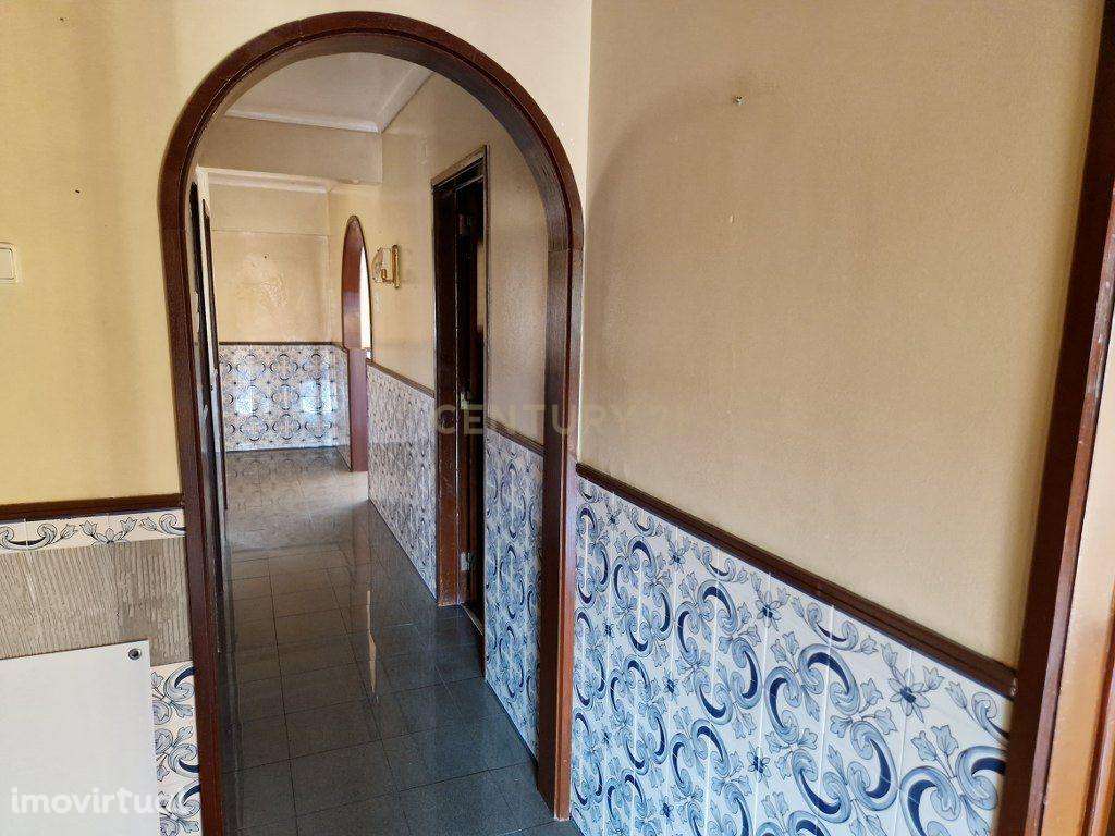 T3 Convertido em T4 - Pontinha - Grande imagem: 2/30