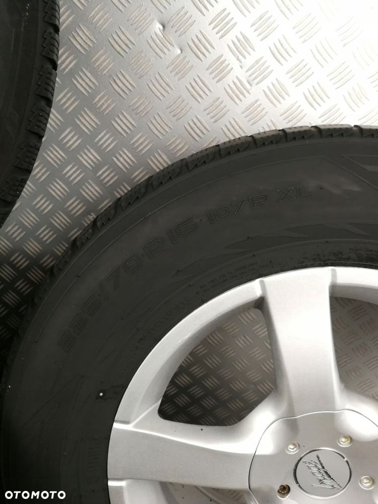 16X7 5X114,3 ET45 felgi aluminiowe 225/70R16 zima SUZUKI GRAND VITARA II 2 - 8
