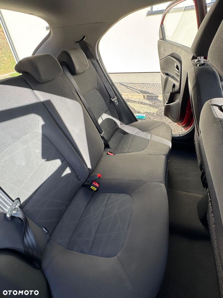 Kia Rio 1.2 M - 10