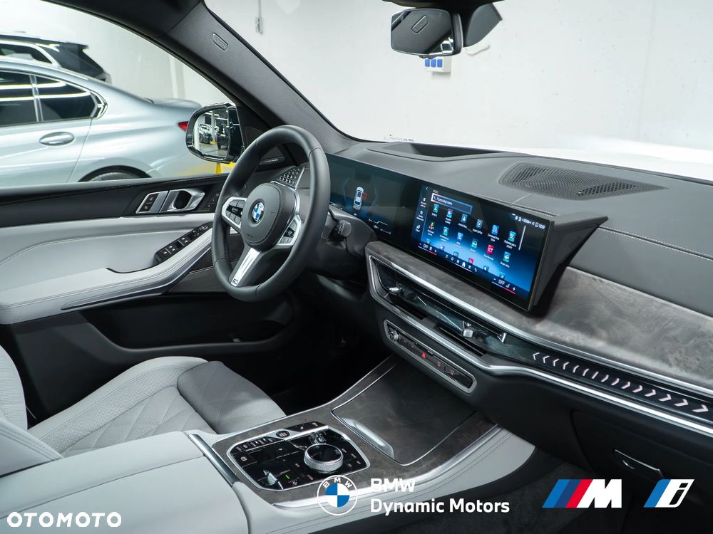 BMW X5 xDrive40i - 23