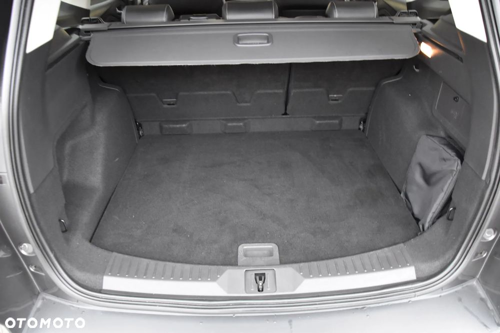 Ford Kuga 2.0 TDCi AWD Titanium - 35