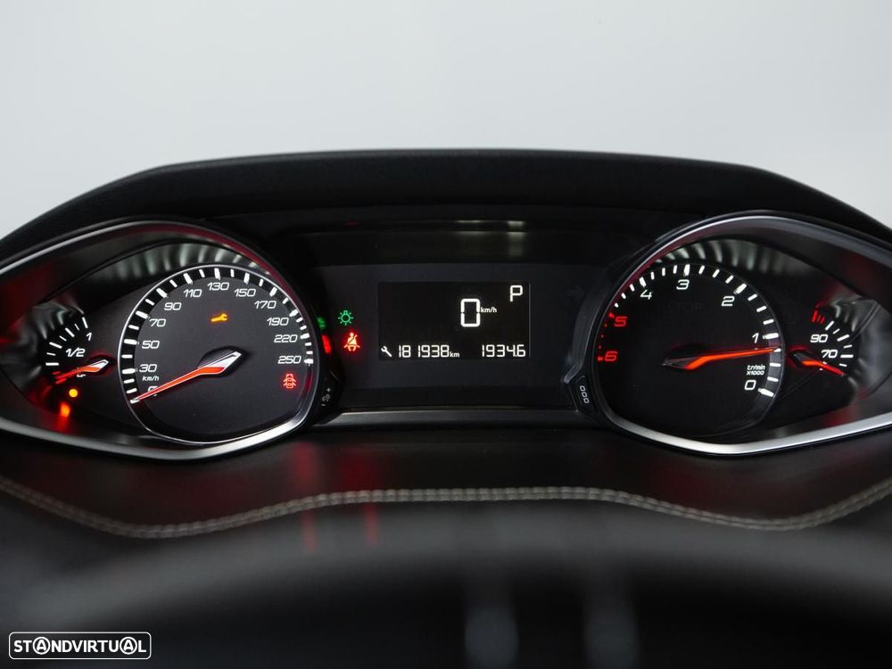 Peugeot 308 SW 1.5 BlueHDi GT EAT8 - 17