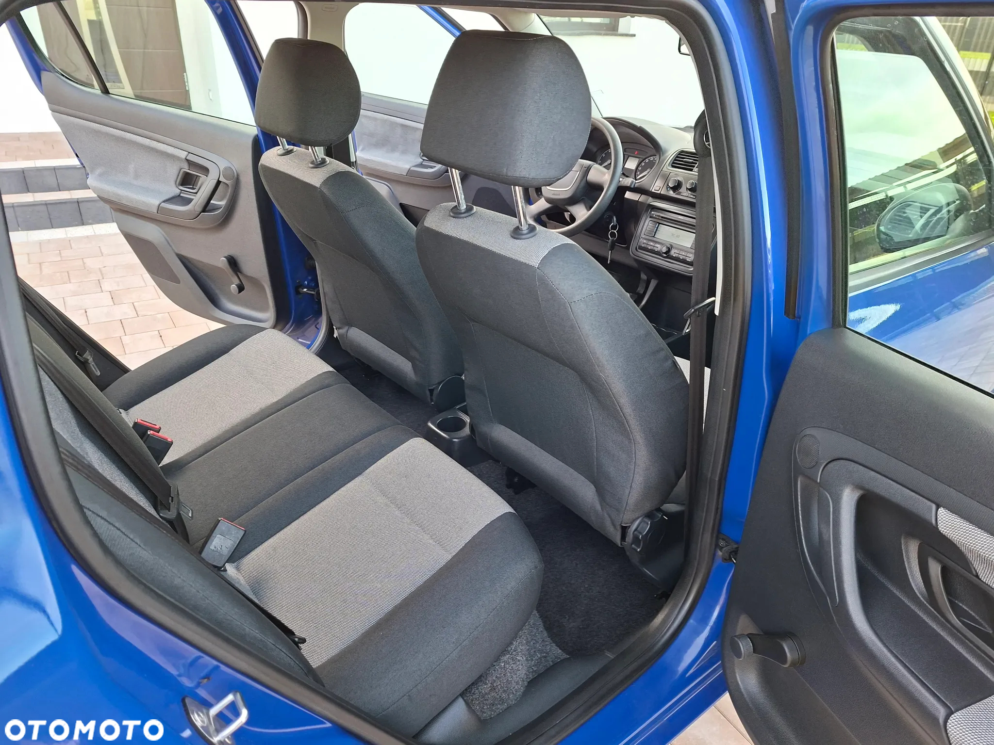 Skoda Fabia 1.2 HTP Ambiente - 14