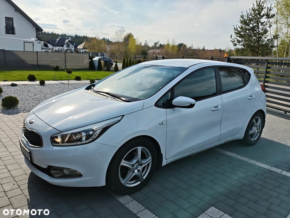 Kia Ceed 1.6 CRDi S - 1