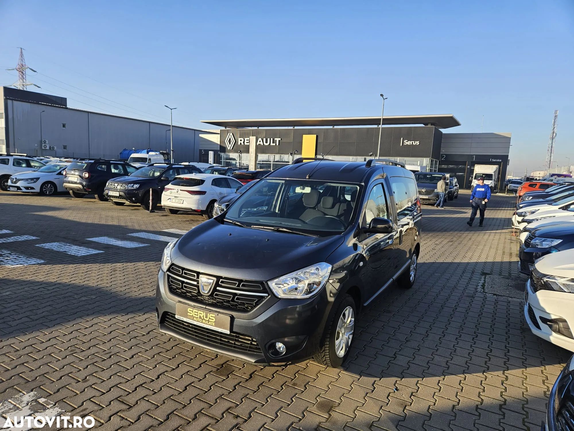 Dacia Dokker 1.5 Blue dCi Laureate - 1