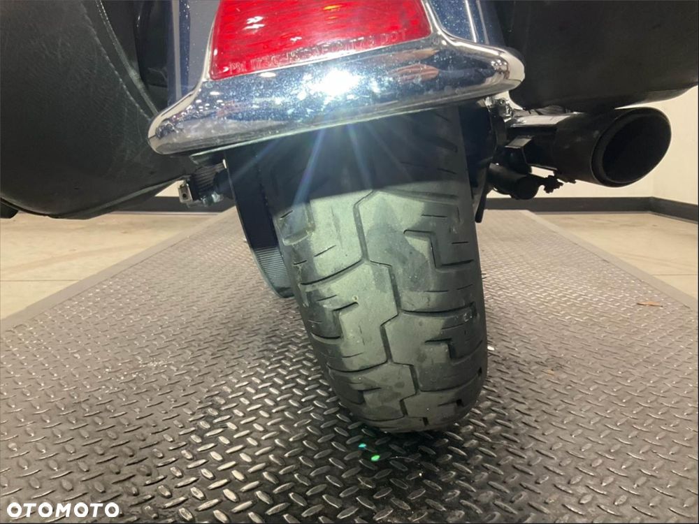 Harley-Davidson Softail Heritage Classic - 12